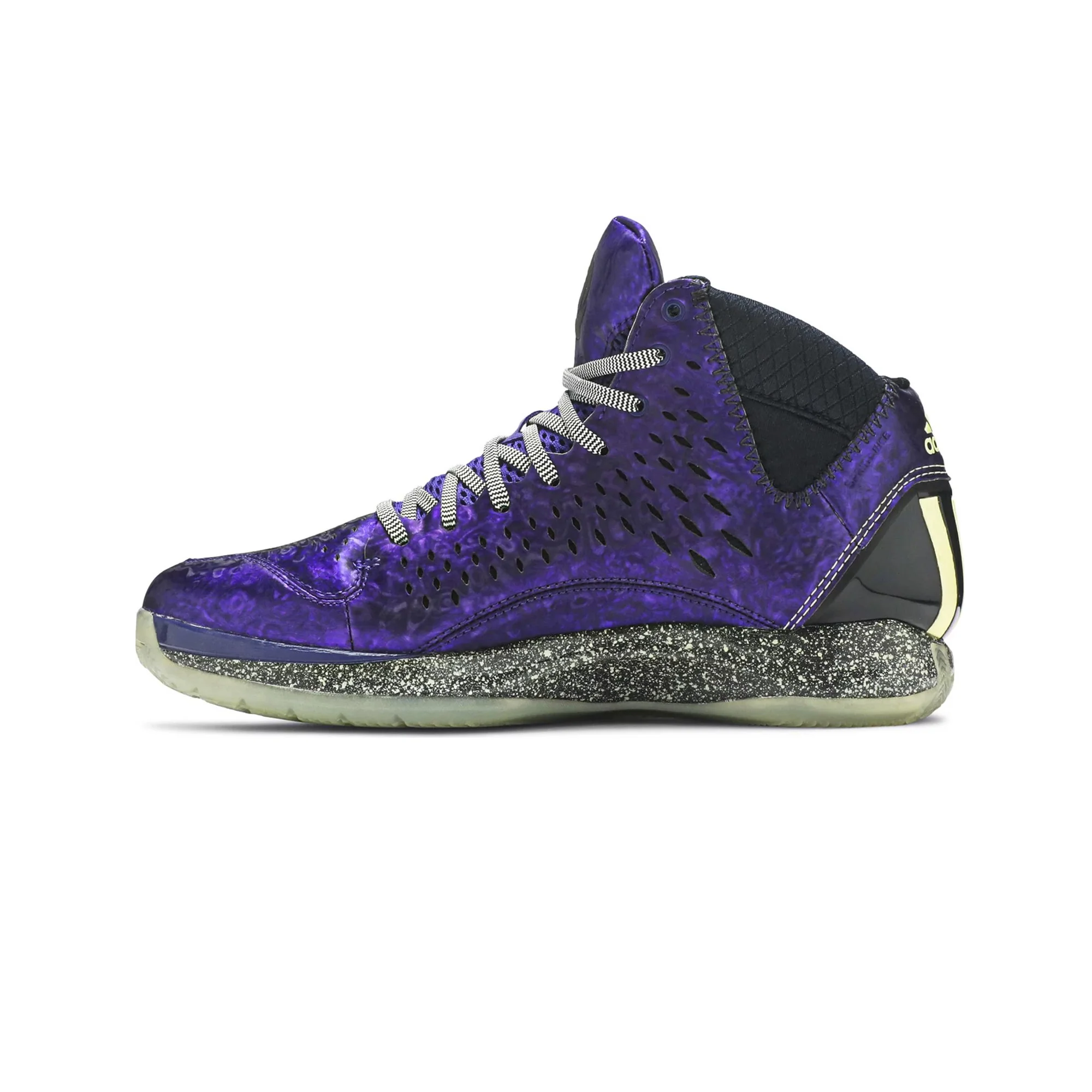 Adidas D.Rose 3.0 'Nightmare Before Christmas' (2012) - Image 3