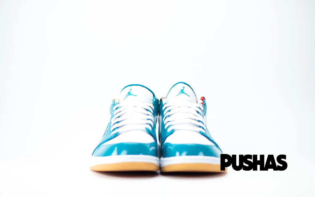 Air Jordan 1 Low SE 'Barcelona Cyber Teal' (2022) - Image 4