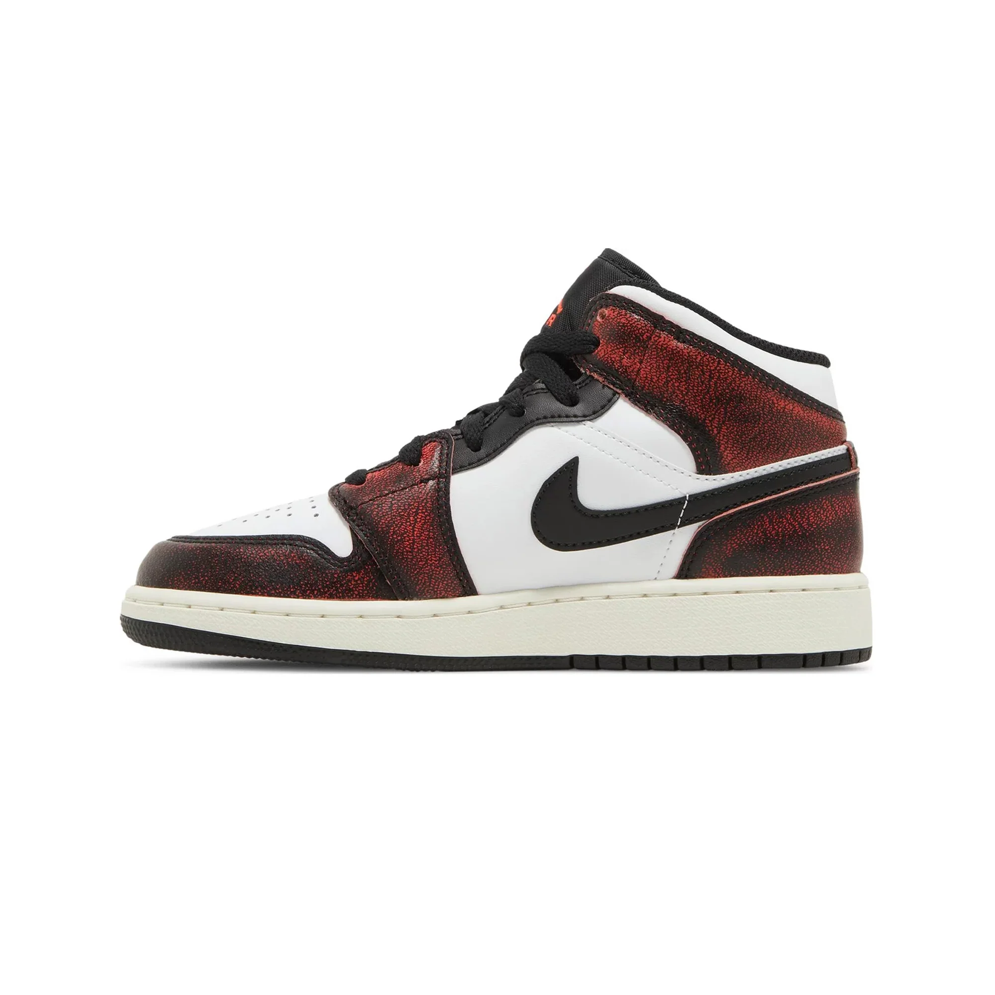 Air Jordan 1 Mid 'Wear-Away Chicago' GS (2022) - Image 3