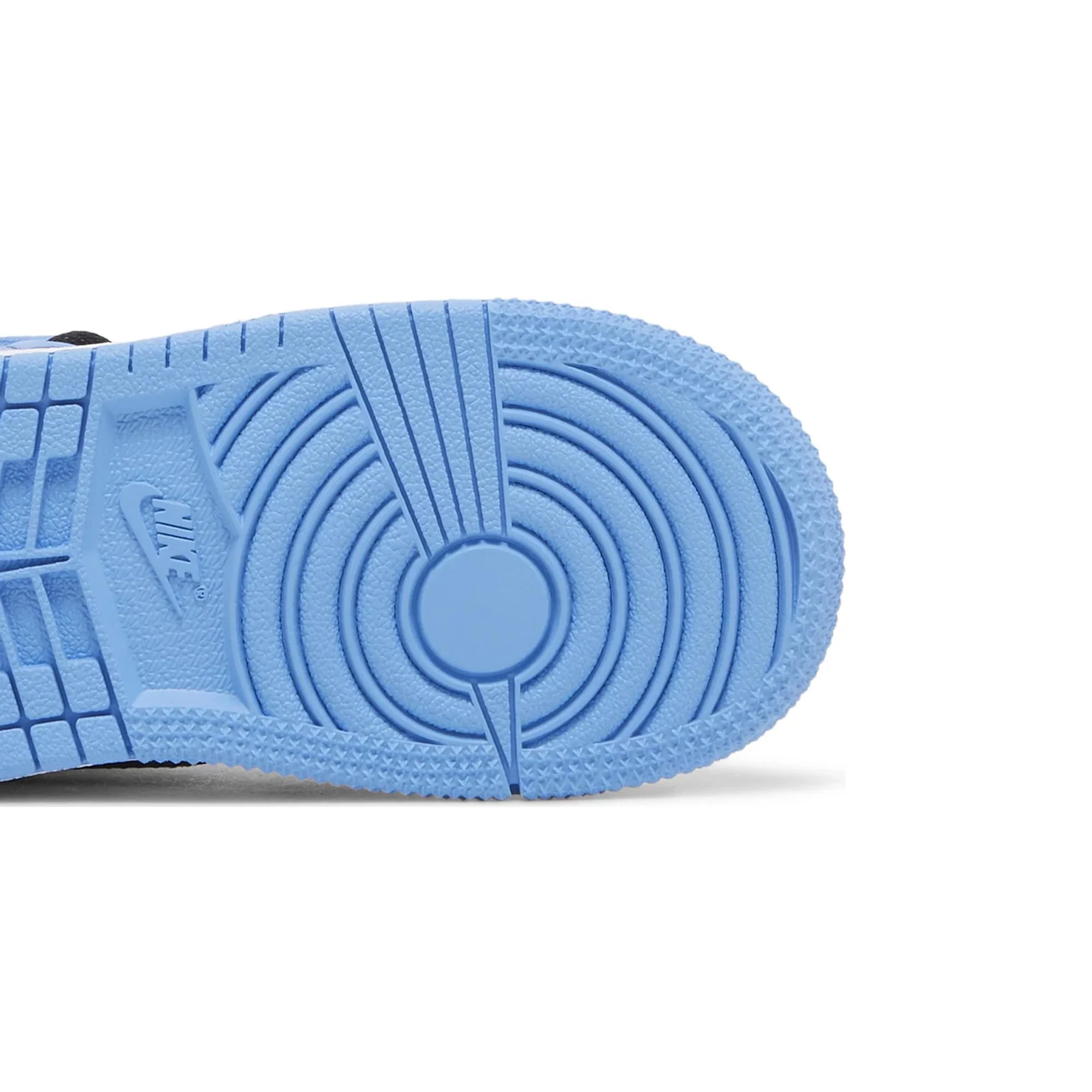 Air Jordan 1 Retro High OG 'UNC Toe' TD (2023) - Image 8