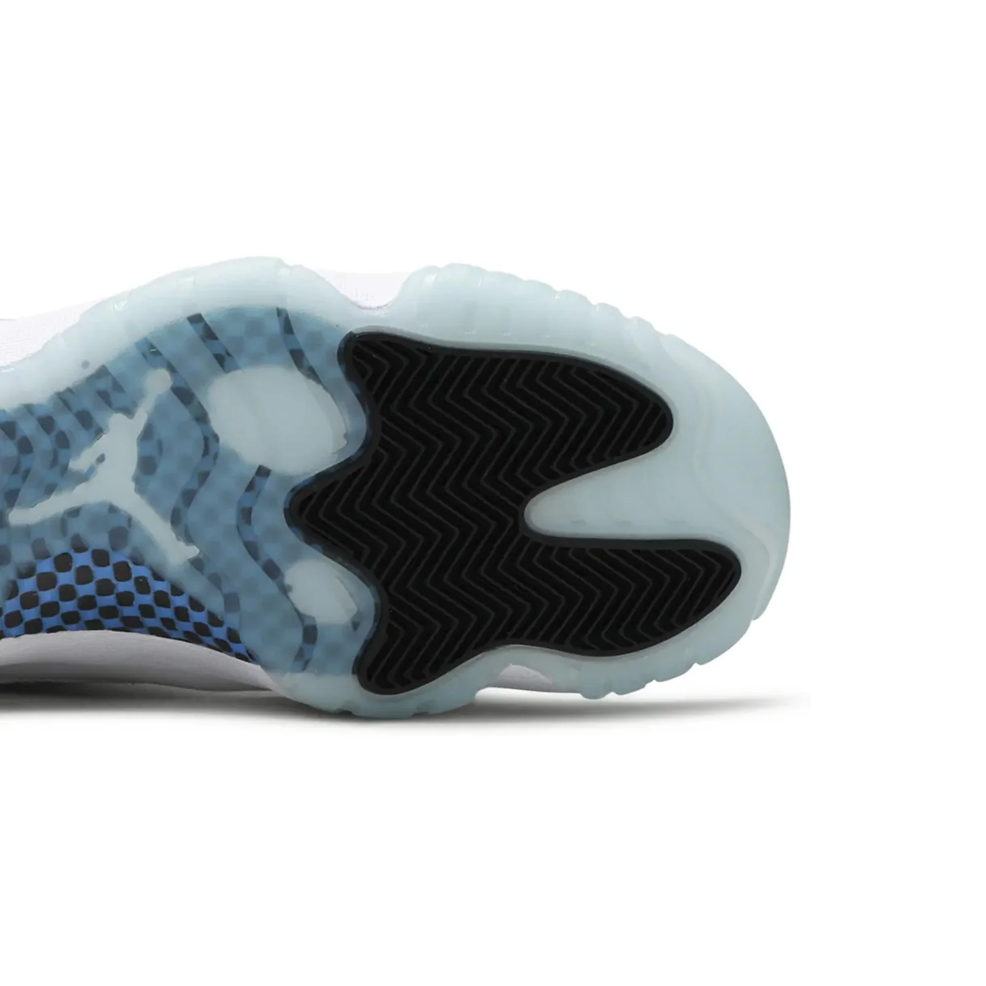 Air Jordan 11 Low 'Legend Blue' 2021 - Image 10