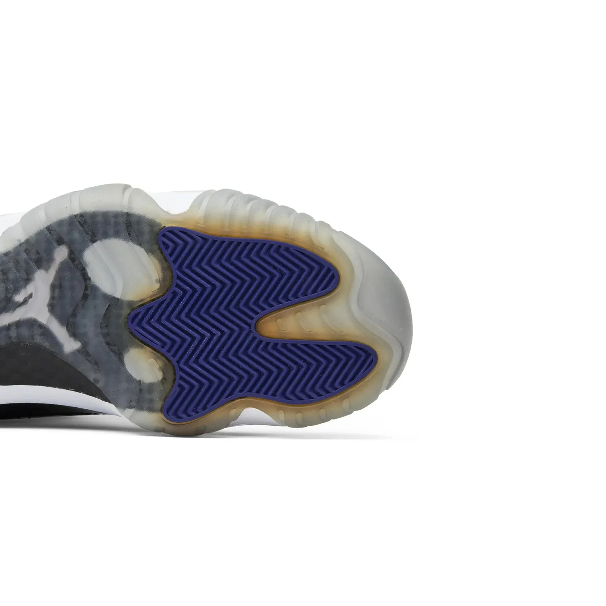 Air Jordan 11 Retro 'Concord' (2011) - Image 8
