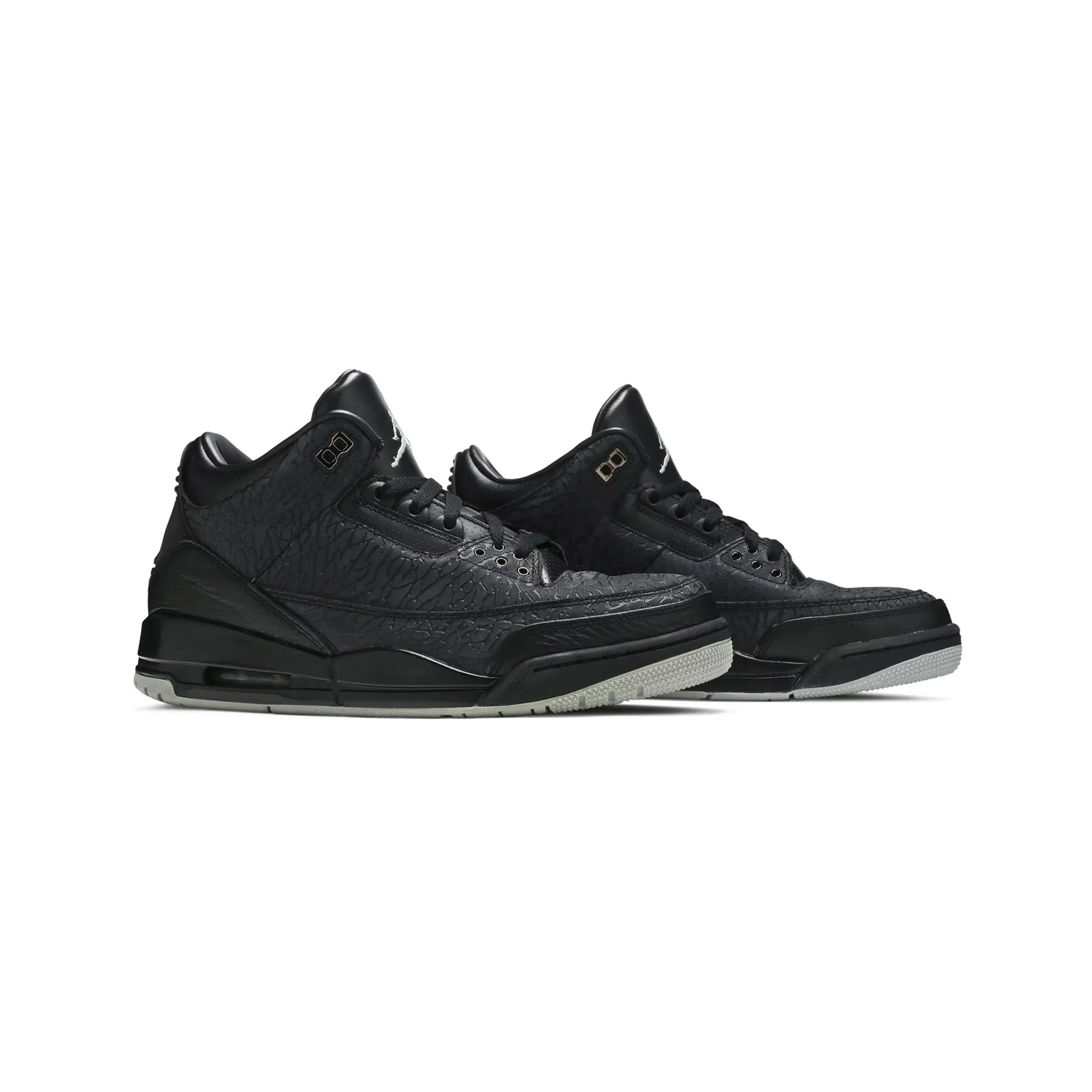 Air Jordan 3 Retro 'Black Flip' (2011) - Image 2