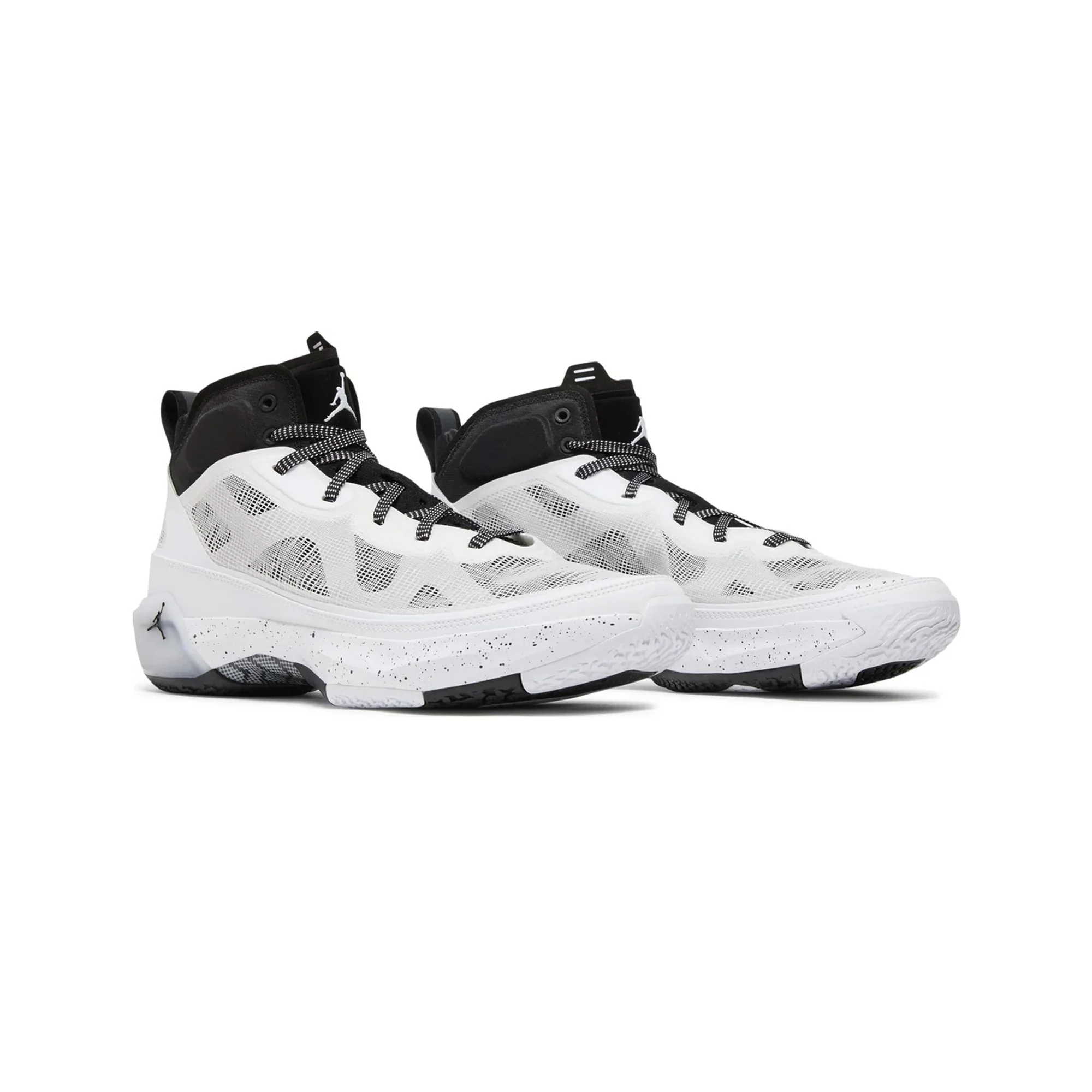 Air Jordan 37 'Oreo' (2022) - Image 2