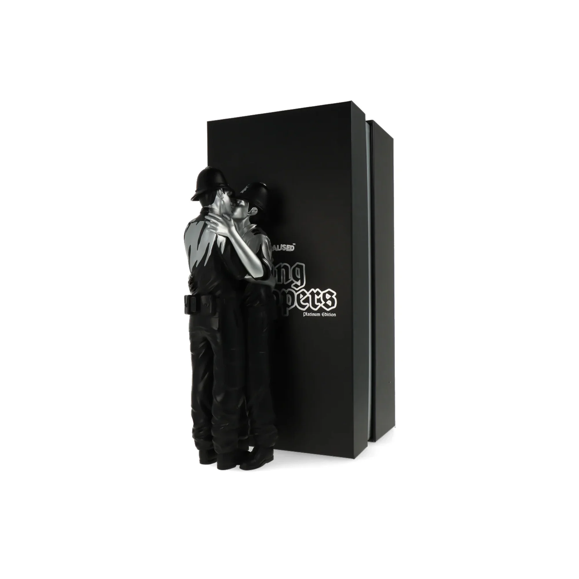 Brandalised Kissing Coppers 'Platinum Edition' - Image 9