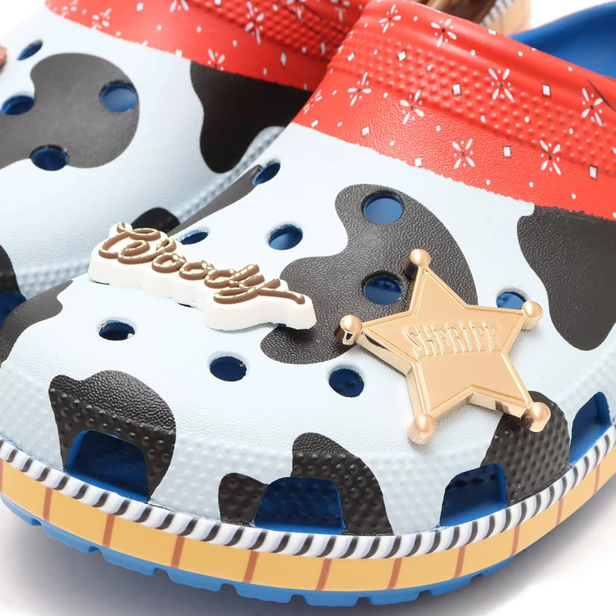 Crocs Classic Clog x Toy Story 'Woody' (2024) - Image 10