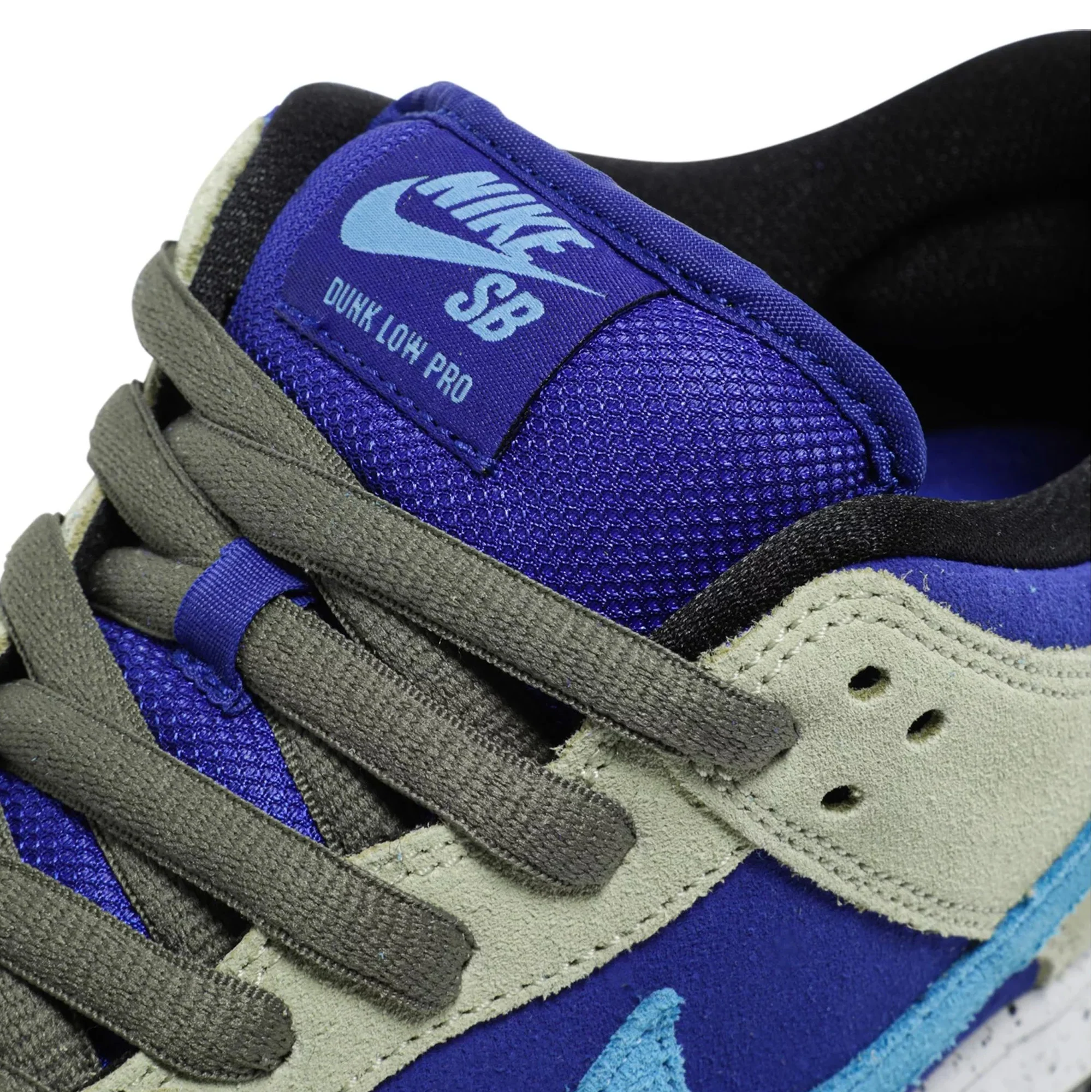 Dunk Low SB x ACG 'Celadon' - Image 9