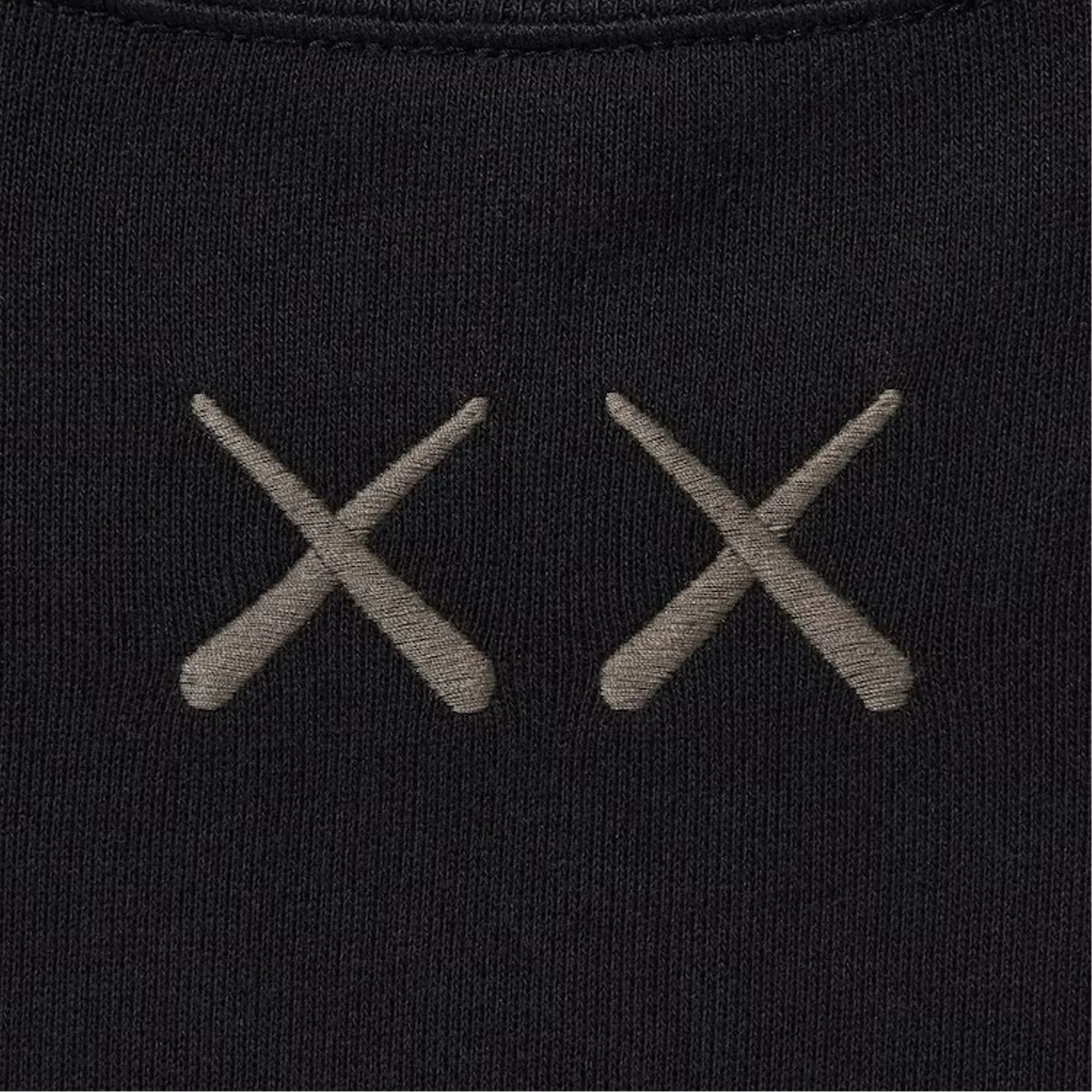 KAWS x Uniqlo Kids Longsleeve Sweatshirt 'Black' (2023) - Image 5