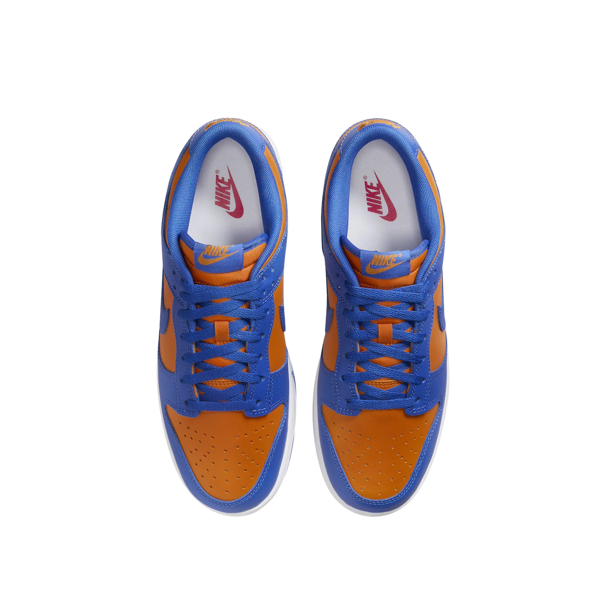 Nike Dunk Low 'Knicks' (2024) - Image 5