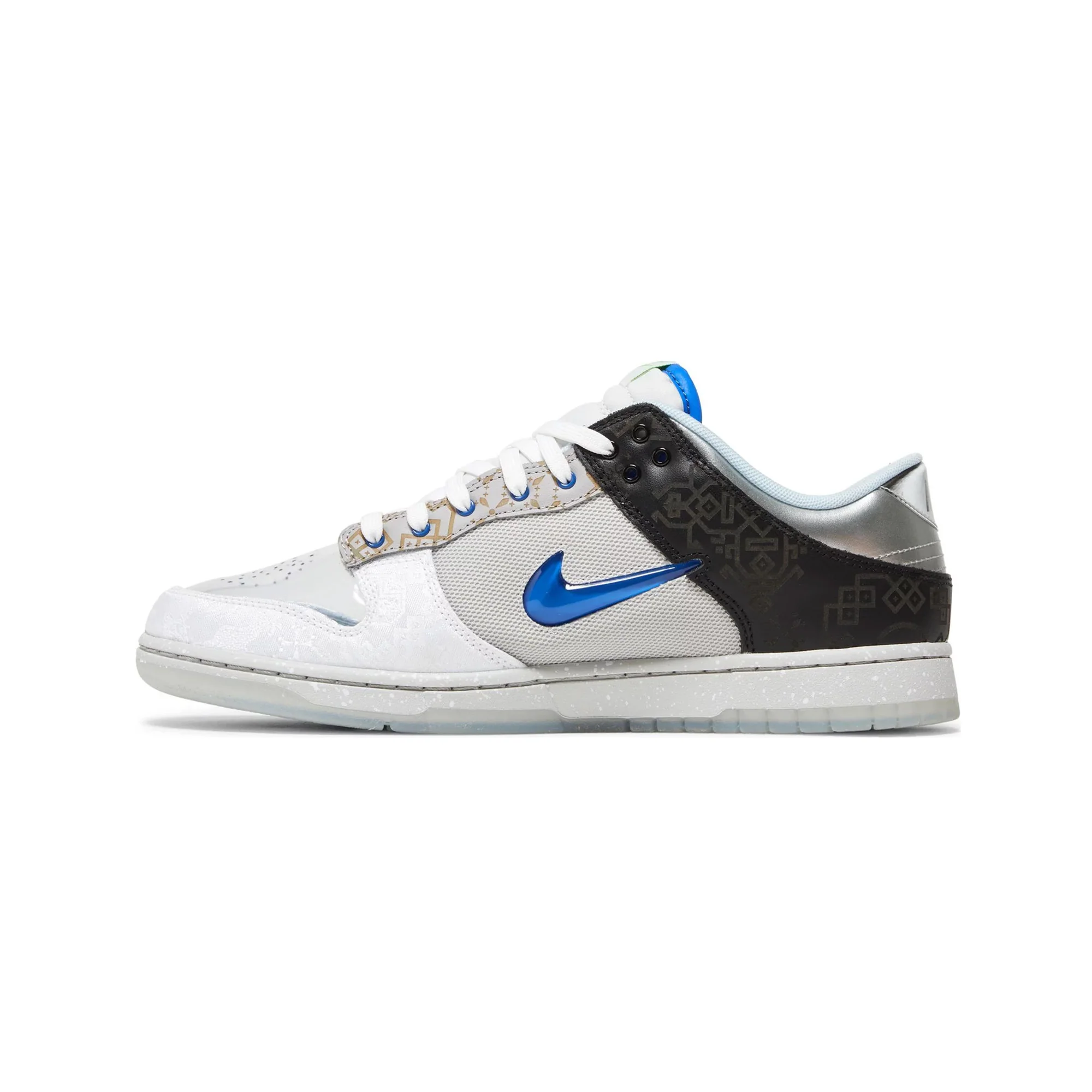 Nike Dunk Low SP 'What The CLOT' (2023) - Image 3