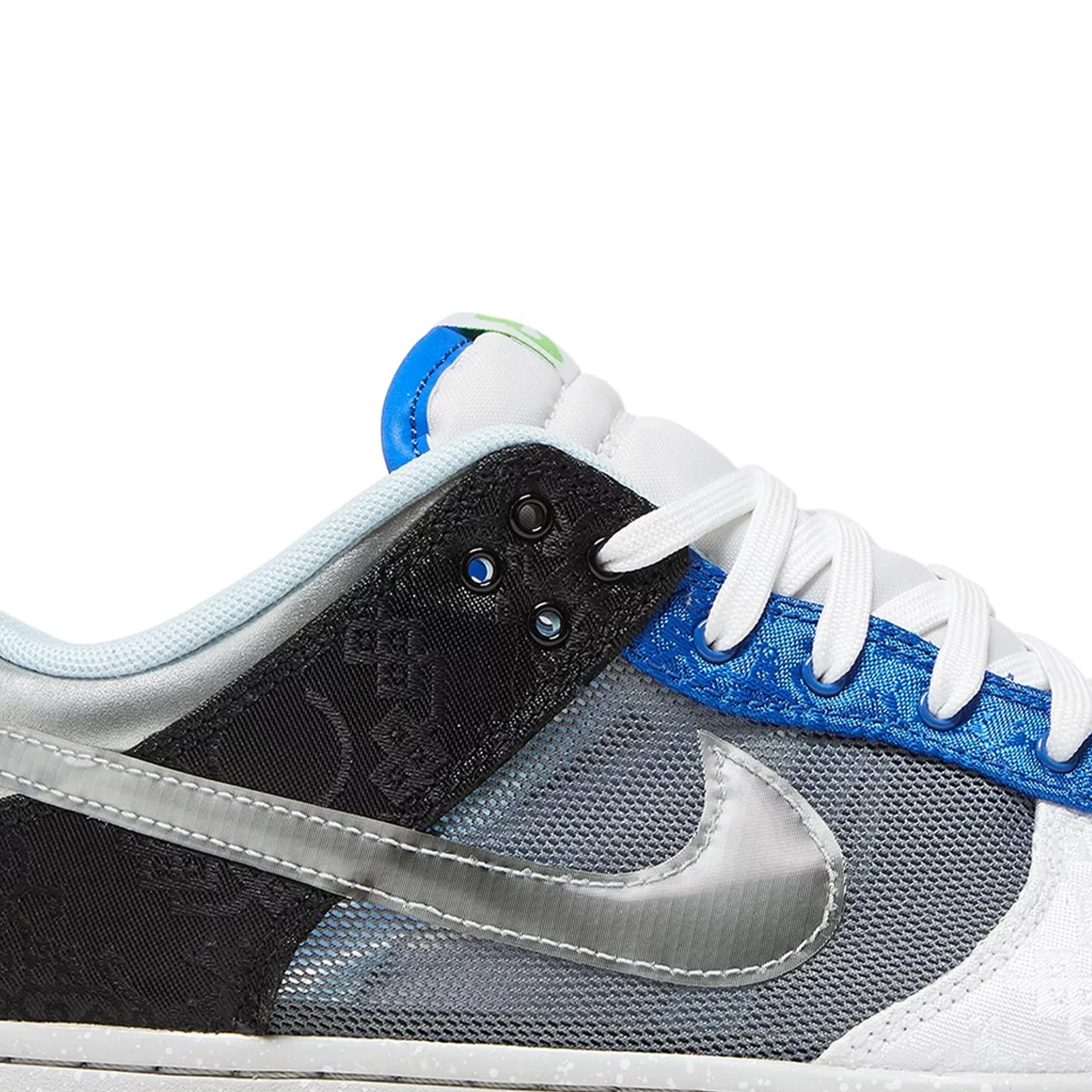 Nike Dunk Low SP 'What The CLOT' (2023) - Image 7