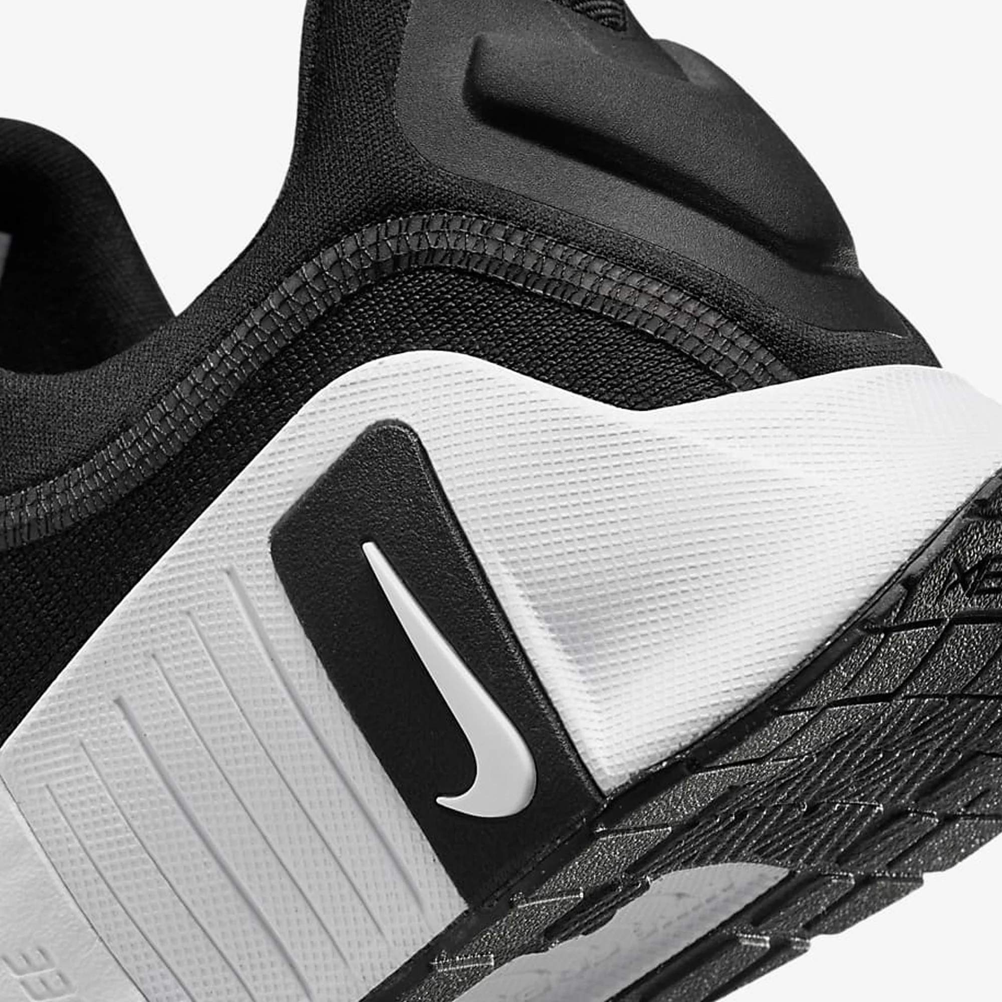Nike Free Metcon 6 'Black White' Women's (2024) - Image 7
