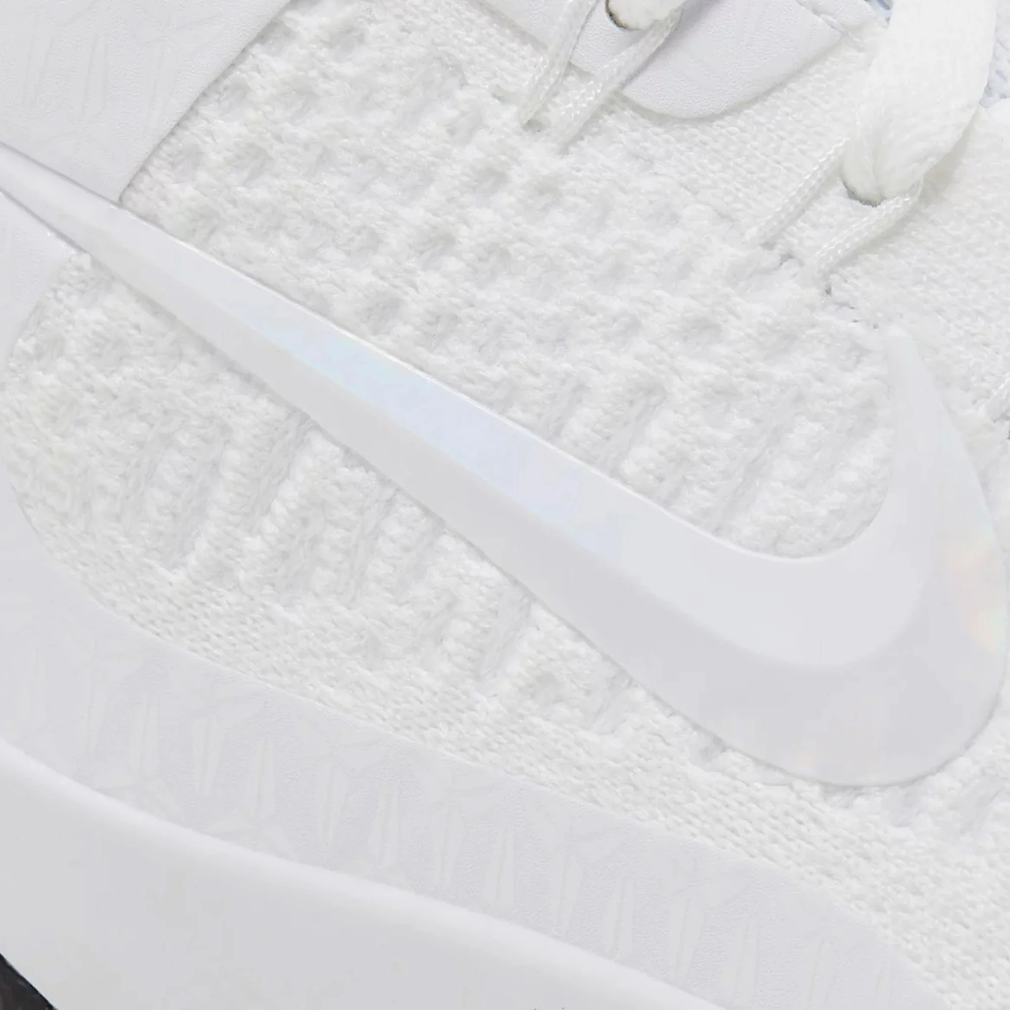 Nike Kobe 9 Elite Protro 'Halo' (2024) - Image 6