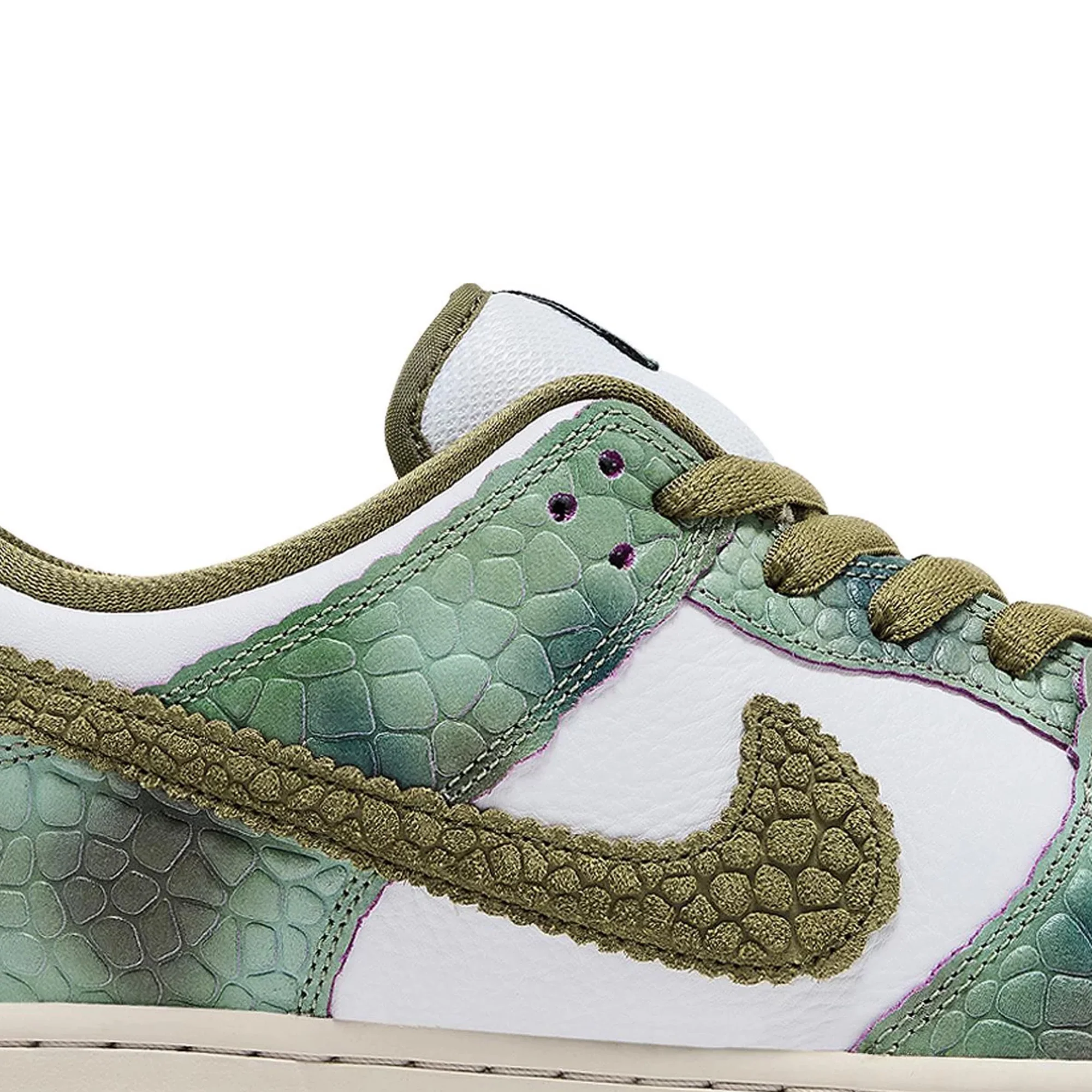 Nike SB Dunk Low Alexis Sablone 'Chameleon' (2024) - Image 8