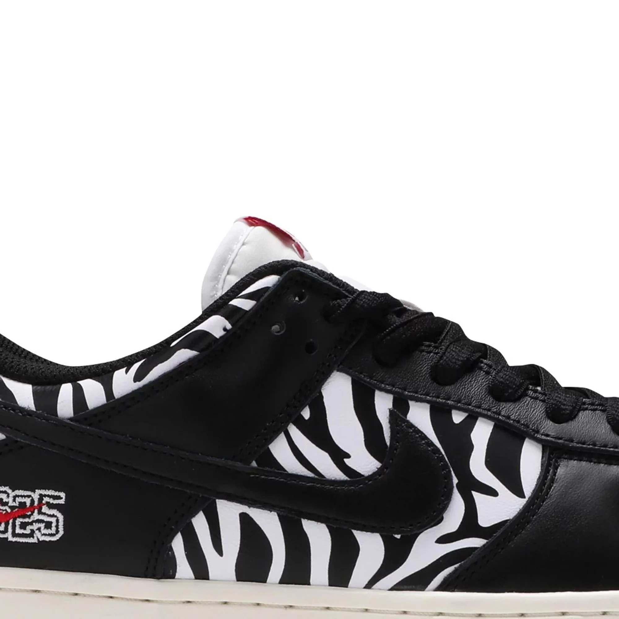Nike SB Dunk Low OG QS 'Quartersnacks Zebra' (2021) - Image 7