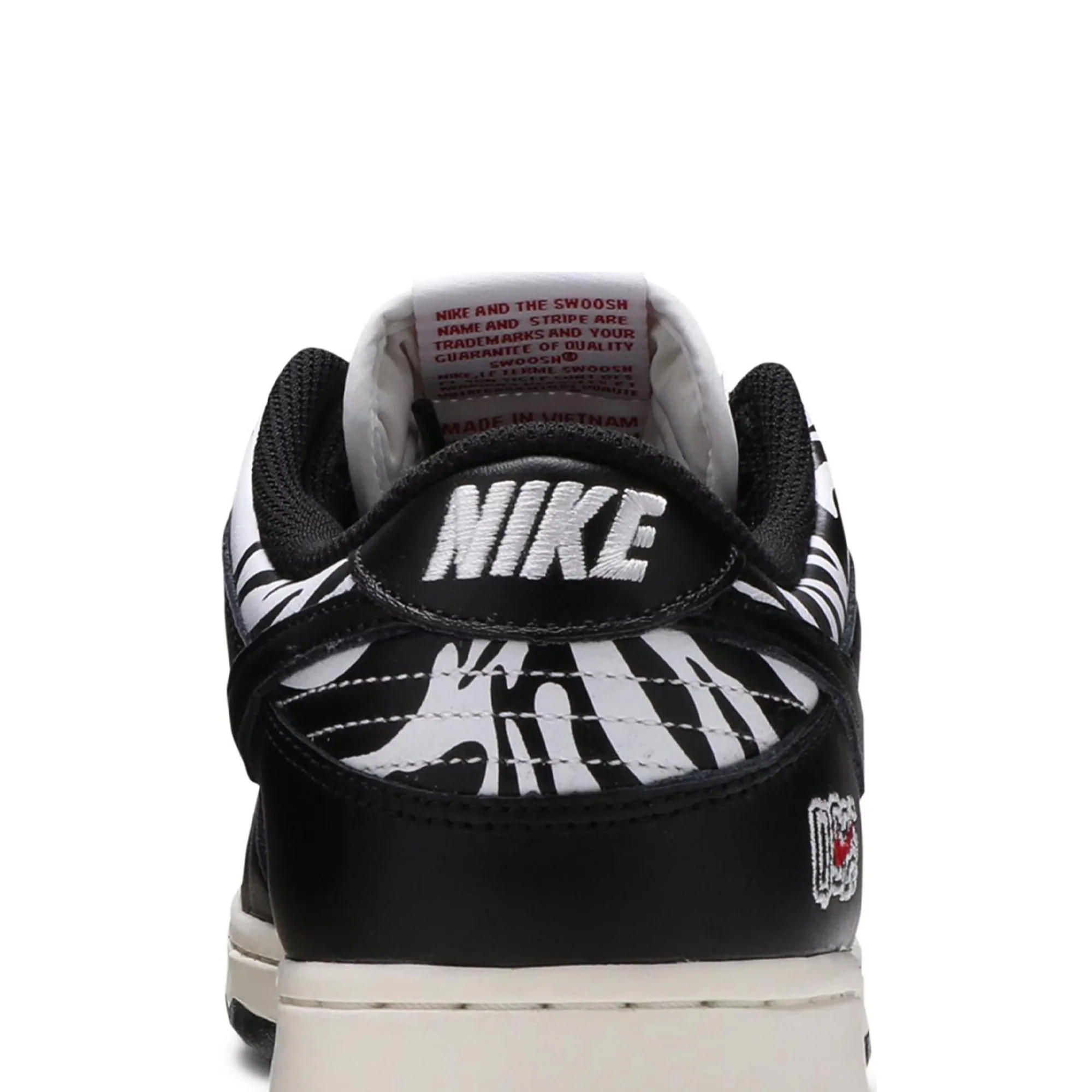 Nike SB Dunk Low OG QS 'Quartersnacks Zebra' (2021) - Image 8