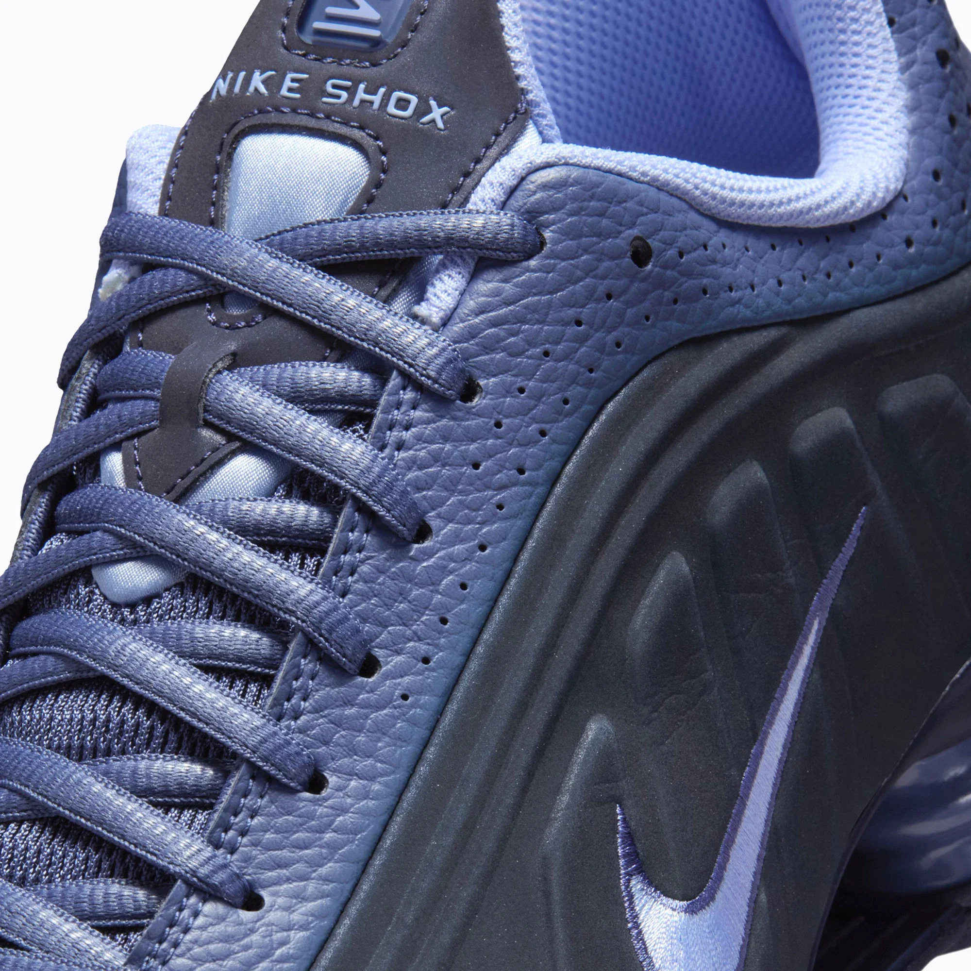 Nike Shox R4 'Obsidian Reflective' (2025) - Image 7