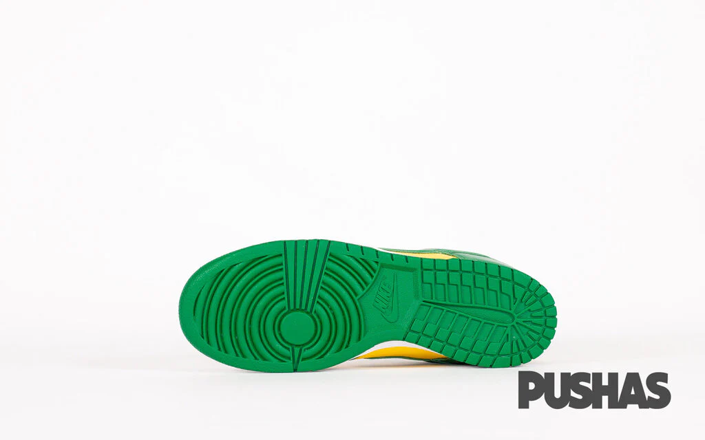 SB Dunk Low 'Brazil' - Image 5