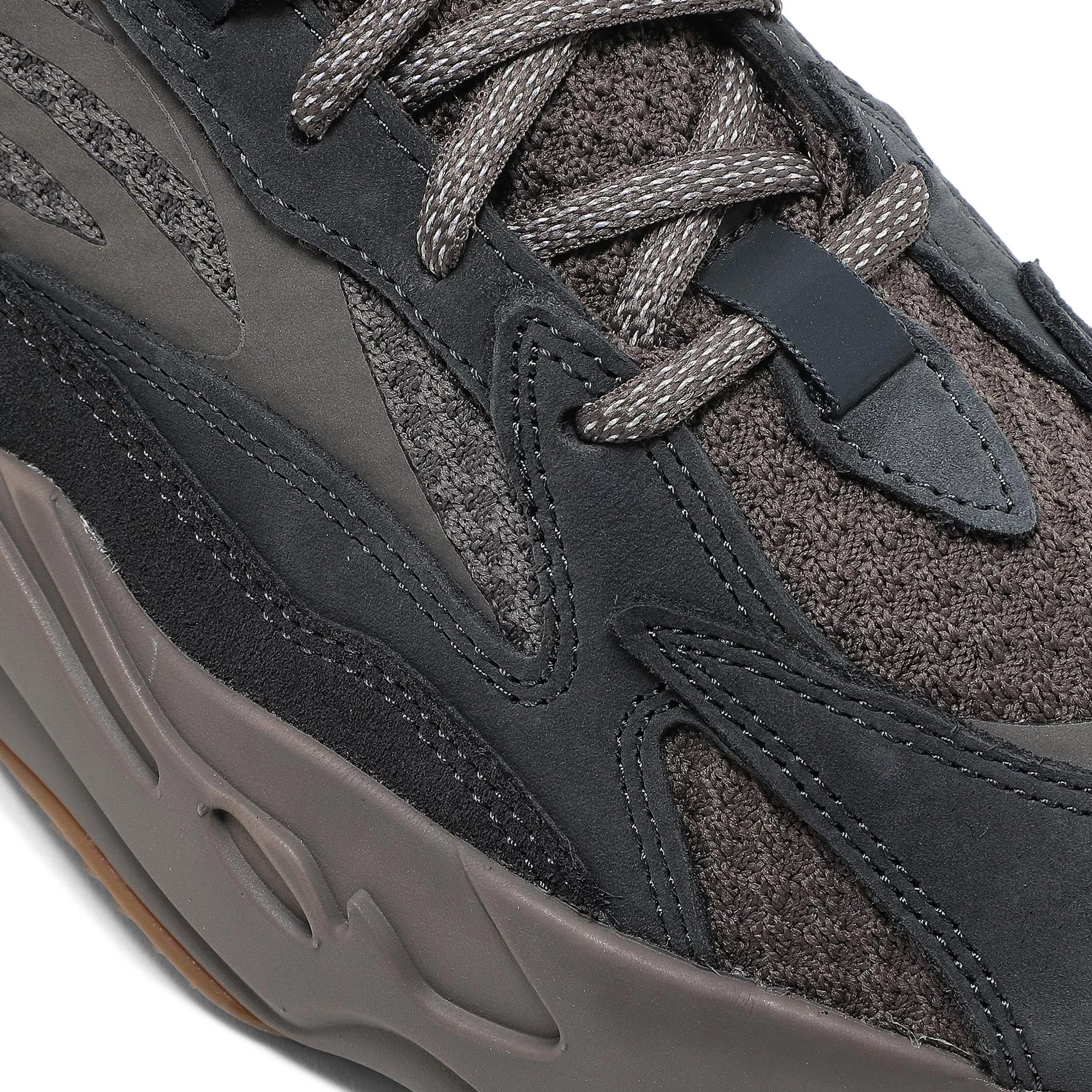 Yeezy Boost 700 V2 'Mauve' - Image 5